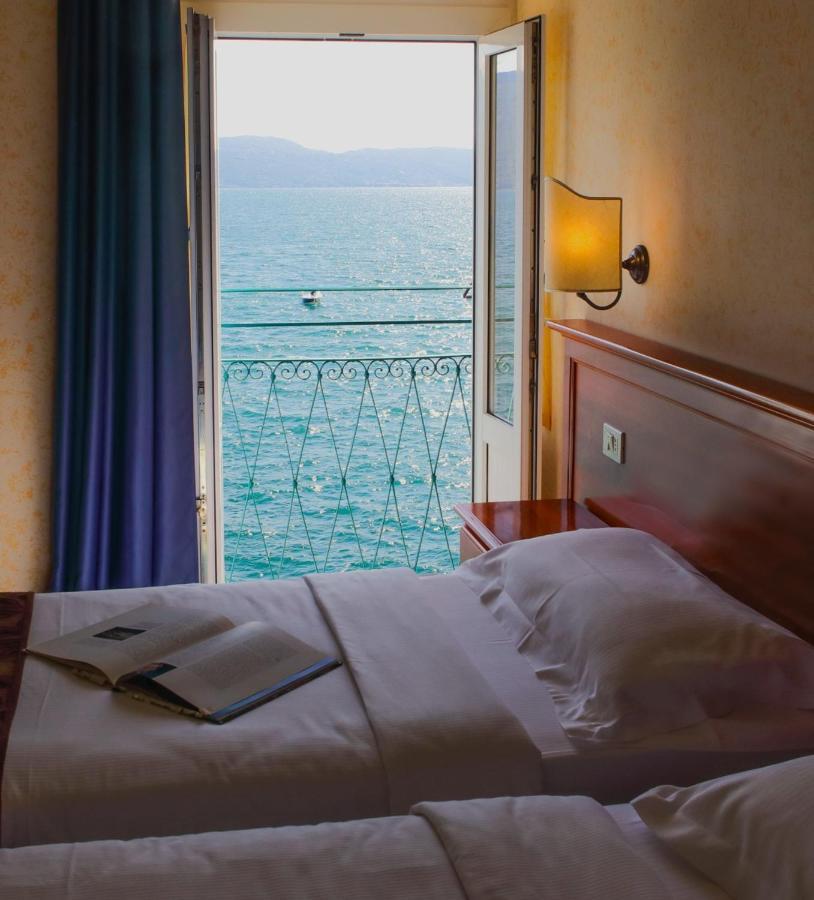 Hotel Garni Riviera Gargnano Εξωτερικό φωτογραφία