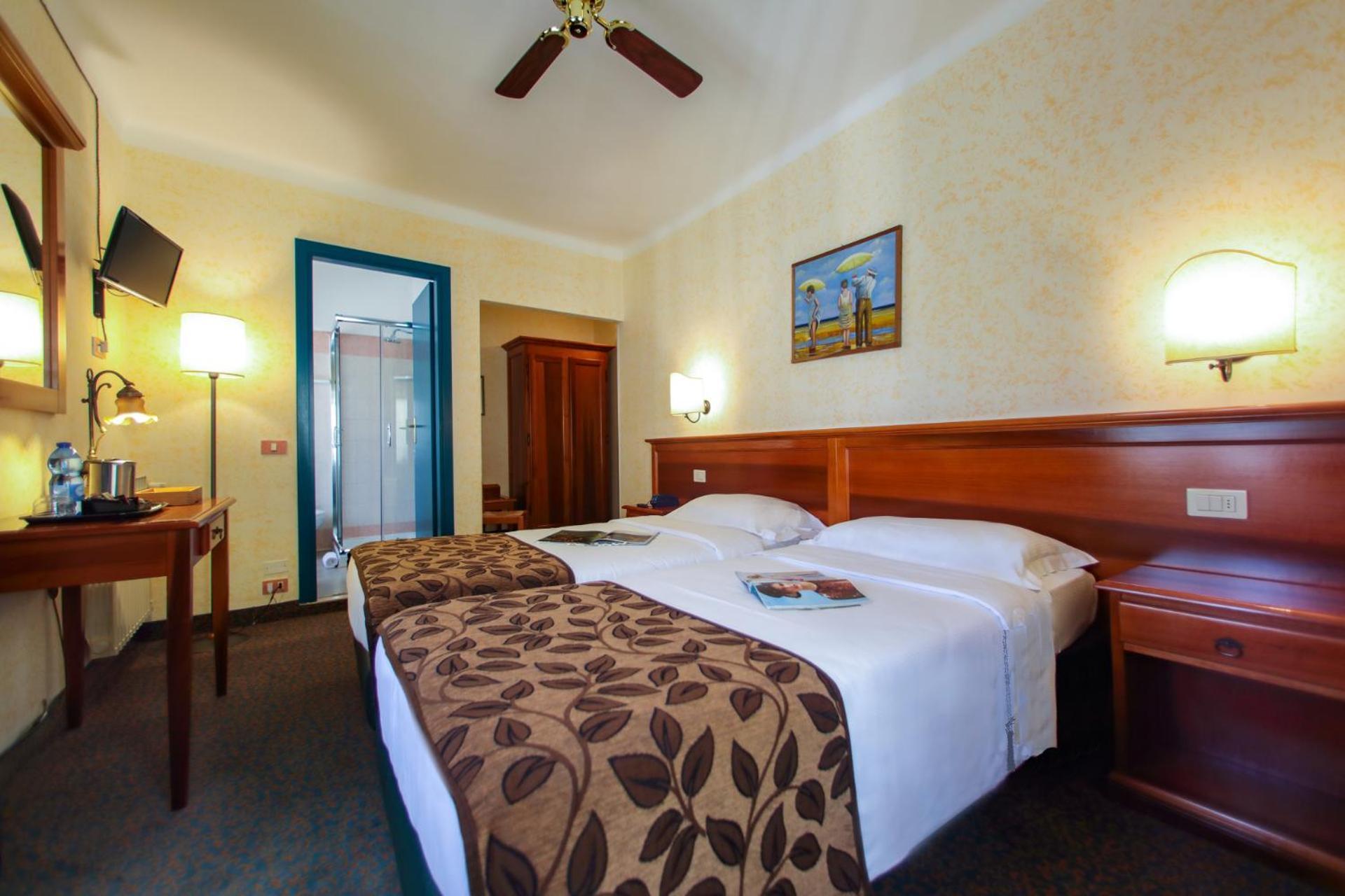 Hotel Garni Riviera Gargnano Εξωτερικό φωτογραφία